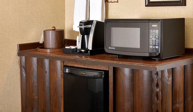 Boarders Inn & Suites By Cobblestone Hotels In Waukon エクステリア 写真